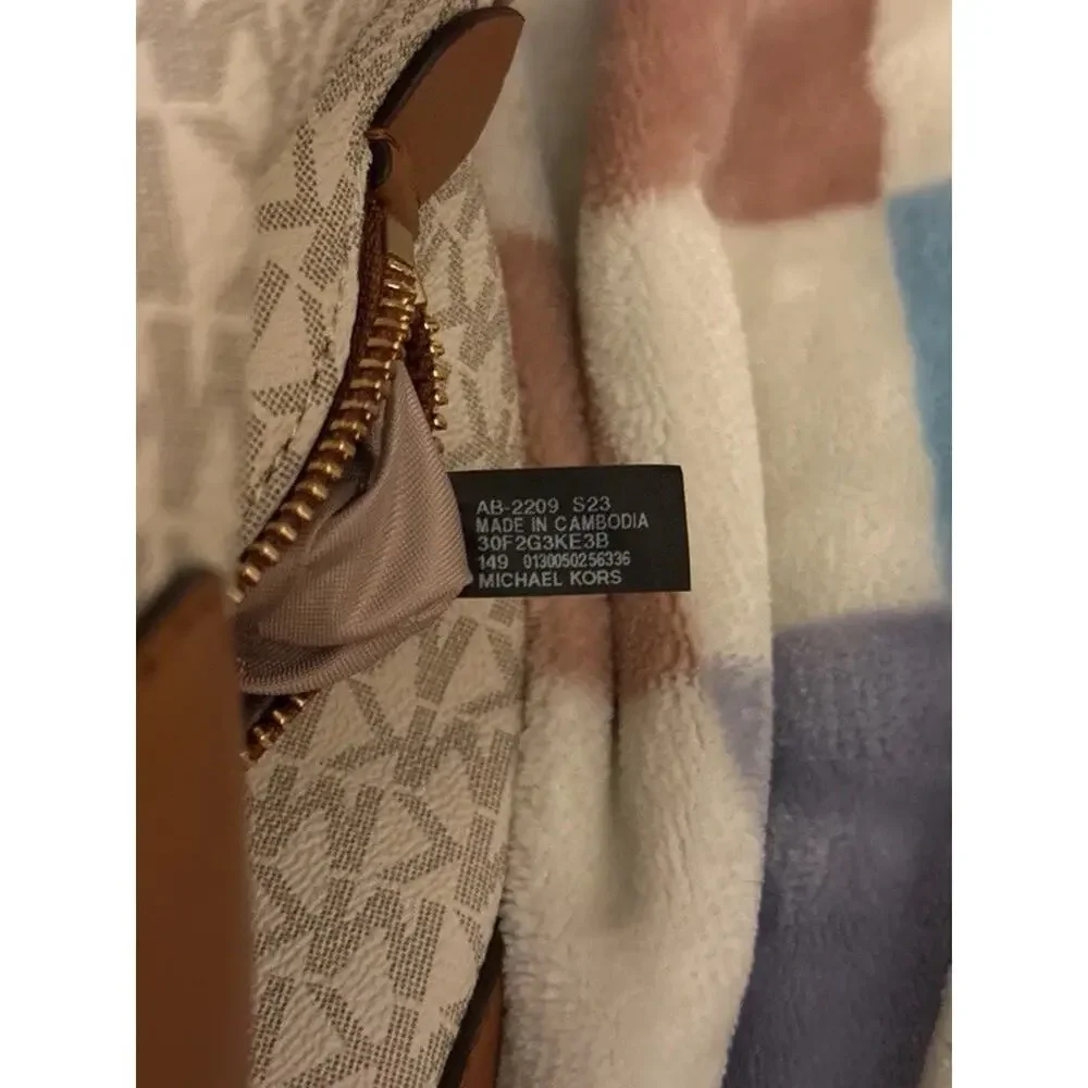 Michael Kors Signature Monogram Large Zip Tote Beige Brown Shoulder Strap Gold
